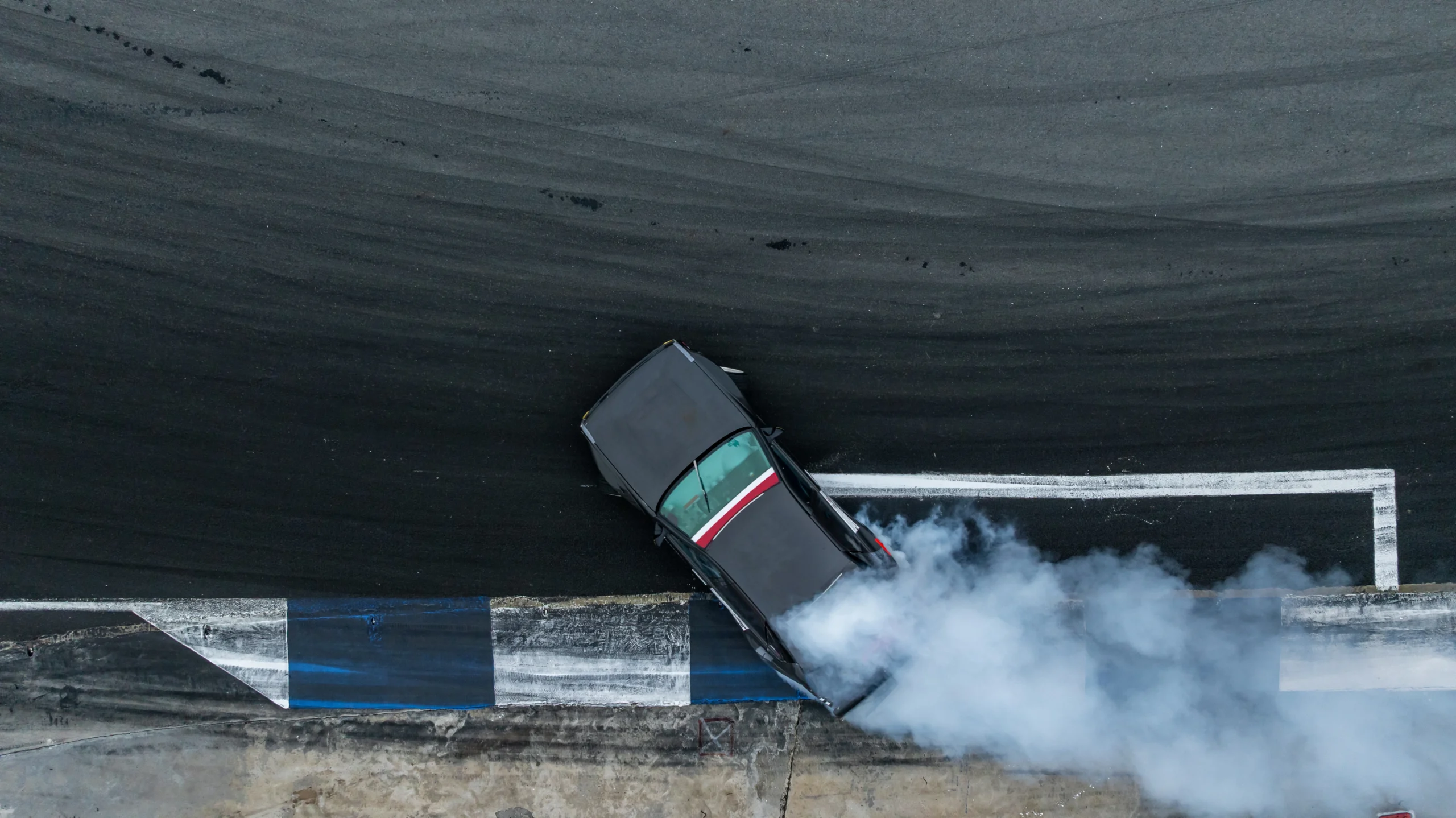 The best drifting games 2025 for PC, console & mobile. Top 10 drift racing games ranked with pro tips. Find your perfect drift simulator now!