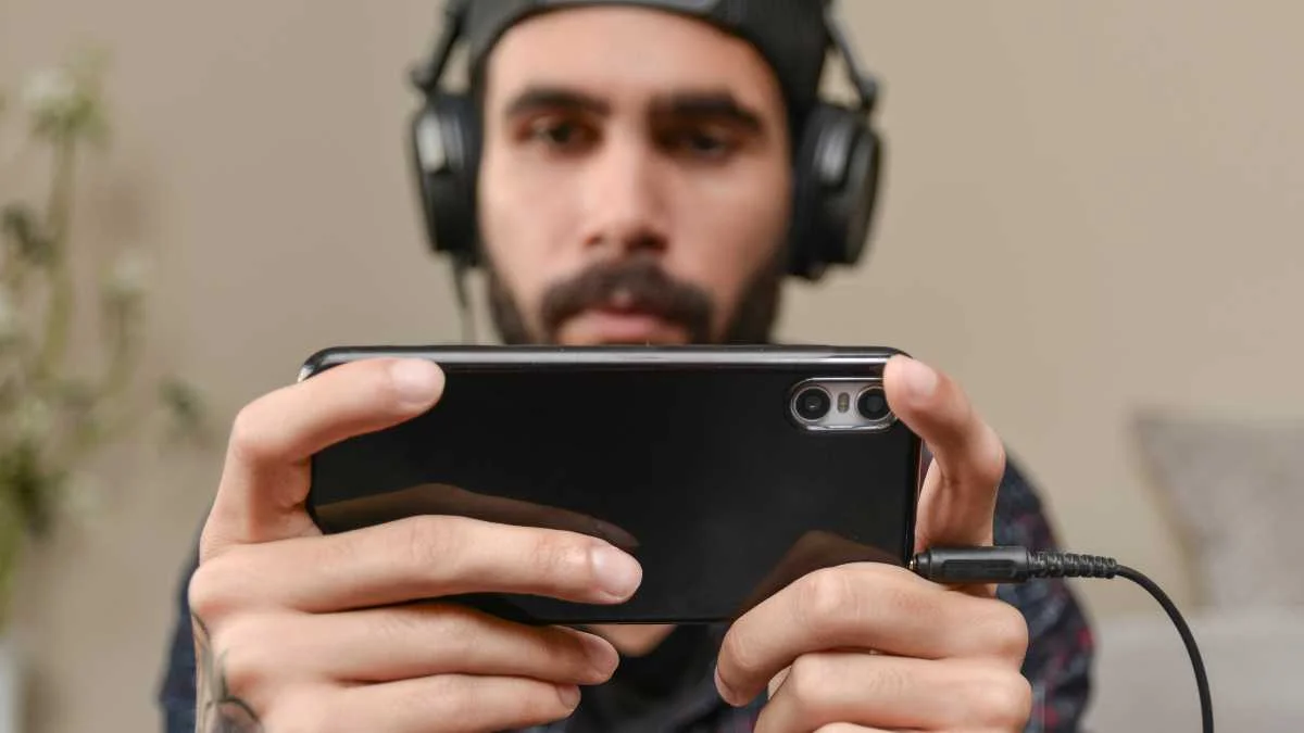 Gulf youth, tech investment and gaming economics form a new cultural era in the GCC. Why this shift is re shaping mobile gaming globally.